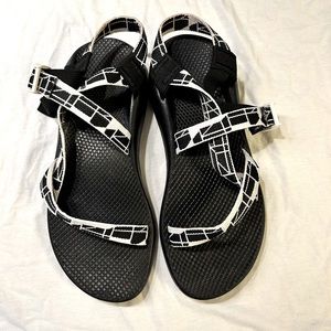 Women’s Size 10 Chaco Sandals
